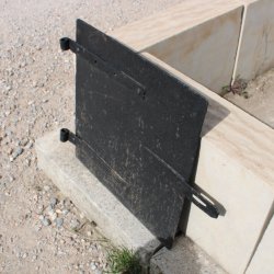 Materials of yesteryear: OVEN DOOR H51