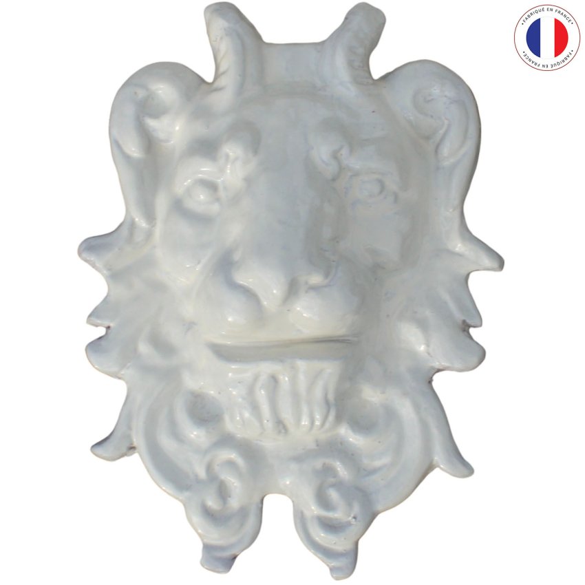 Materials of yesteryear: IVORY ENAMELLED LION'S HEAD MASCARON H24