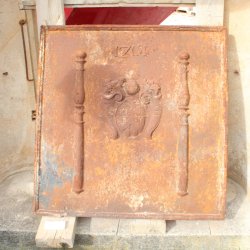 Materials of yesteryear: H97 FIREPLACE PLATE