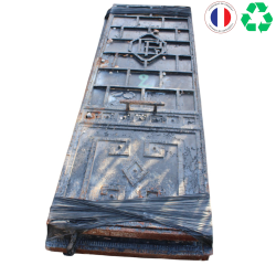 Materials of yesteryear: METAL DOOR H257