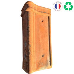 TILE ON THE RIGHT SIDE OF MARSEILLAISE