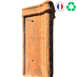 TILE ON THE LEFT SIDE OF MARSEILLAISE