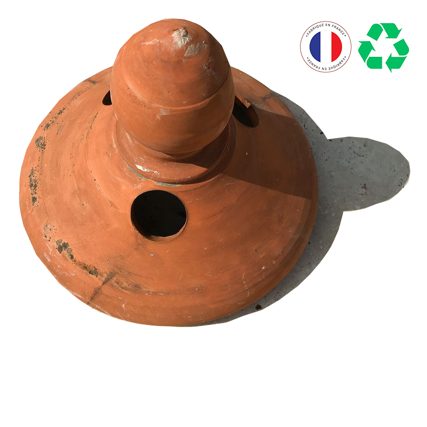 Materials of yesteryear: ROOF DECORATION HAT TILE