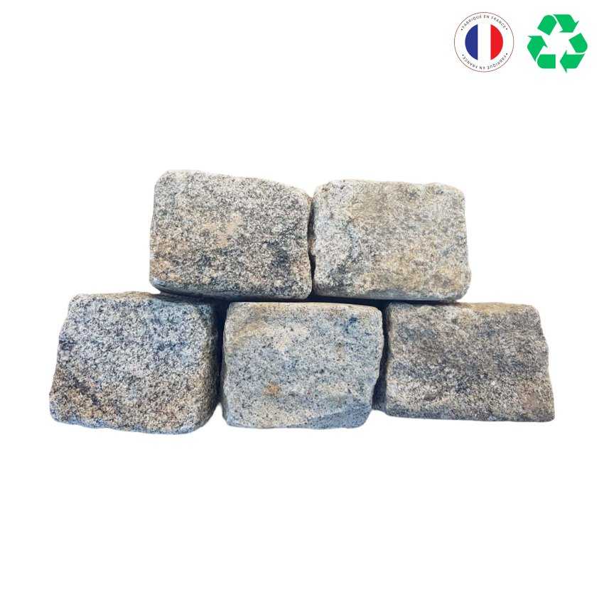 Materials of yesteryear: OLD STREET PAVERS 20-15CM
