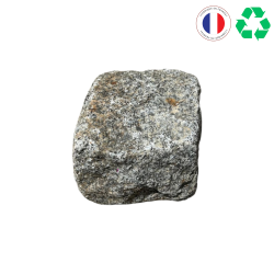 Materials of yesteryear: OLD GRANITE PAVER 15X15 - UNIT