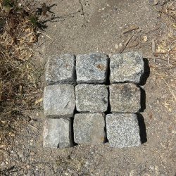 Materials of yesteryear: OLD GRANITE PAVING STONE 15X15 - BAG