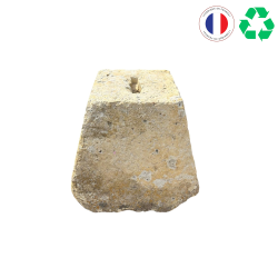 Materials of yesteryear: ANCIENT STONE DICE H52