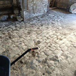 Materials of yesteryear: OLD STABLE PAVING STONE