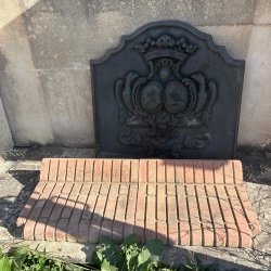 Materials of yesteryear: REFACTARY TERRACOTTA HEARTH