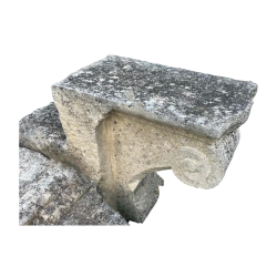 Matériaux d'antan : CORBEAU MOTIF VOLUTE SUR COTES