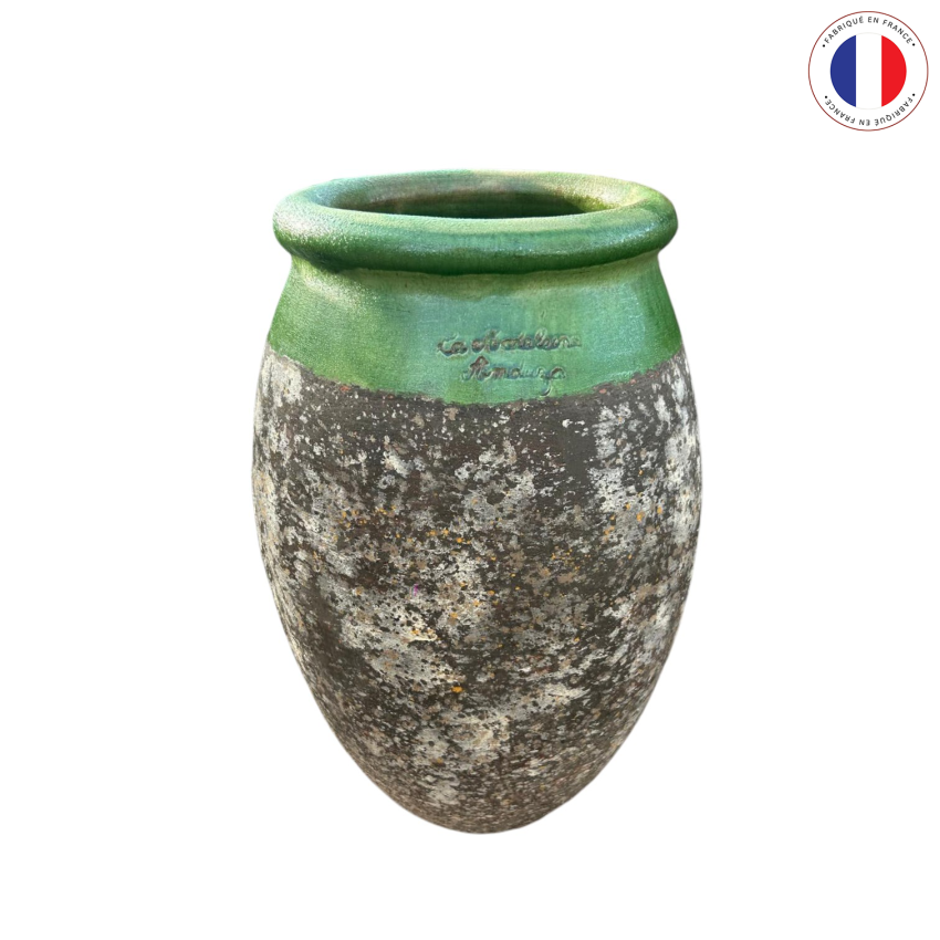 Materials of yesteryear: BIOT JAR OLIVE GREEN PM H77