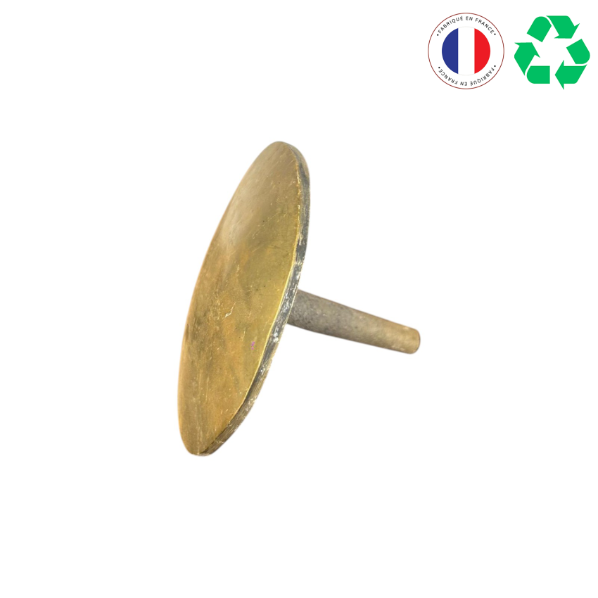 Matériaux d'antan : OBJET DECORATIF EN LAITON