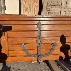Matériaux d'antan : PORTE D'ENTREE AVEC ENCADREMENT EN PIERRE ANCIEN