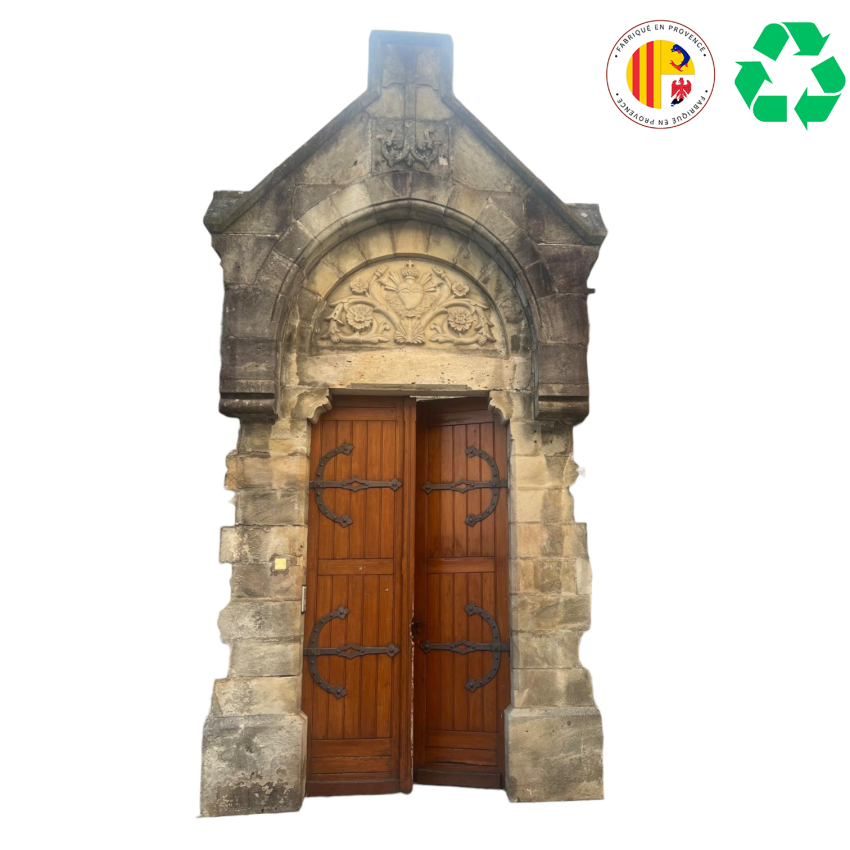 Matériaux d'antan : PORTE D'ENTREE AVEC ENCADREMENT EN PIERRE ANCIEN