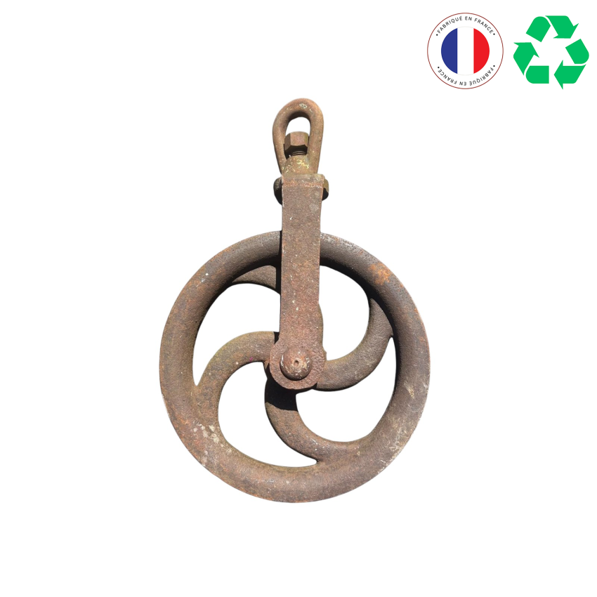 Matériaux d'antan : POULIE DE PUIT ANCIENNE H50