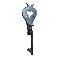 Matériaux d'antan: LOQUET POUCIER COEUR H26,5
