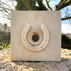 Materials of yesteryear: HORSESHOE MOUTH H30.5