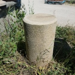 Materials of yesteryear: H53 GRANITE BOLLARD